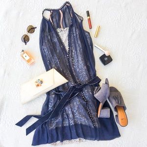 BCBGMAXAZRIA Lace Chiffon Dress Blue Gray silver